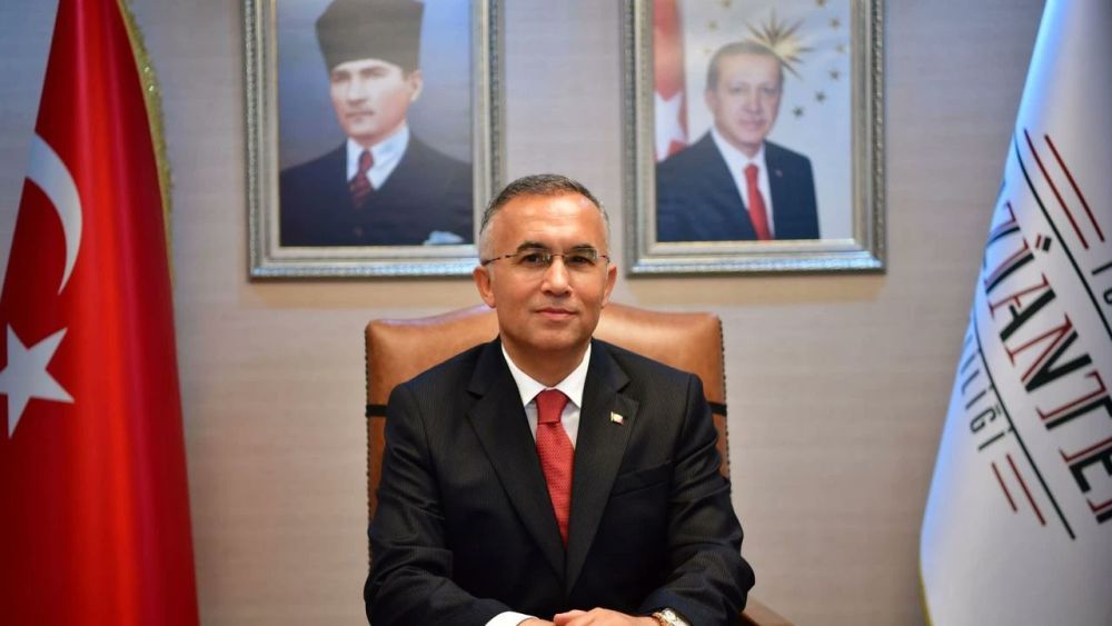Vali Çeber, Gazianteplilerin bayramını kutladı
